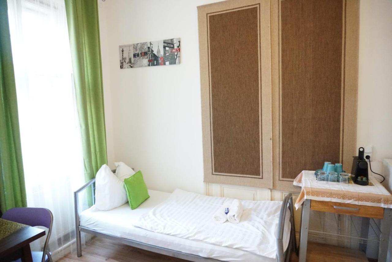 Contactless Check-In Room4You Waehring 비엔나 외부 사진